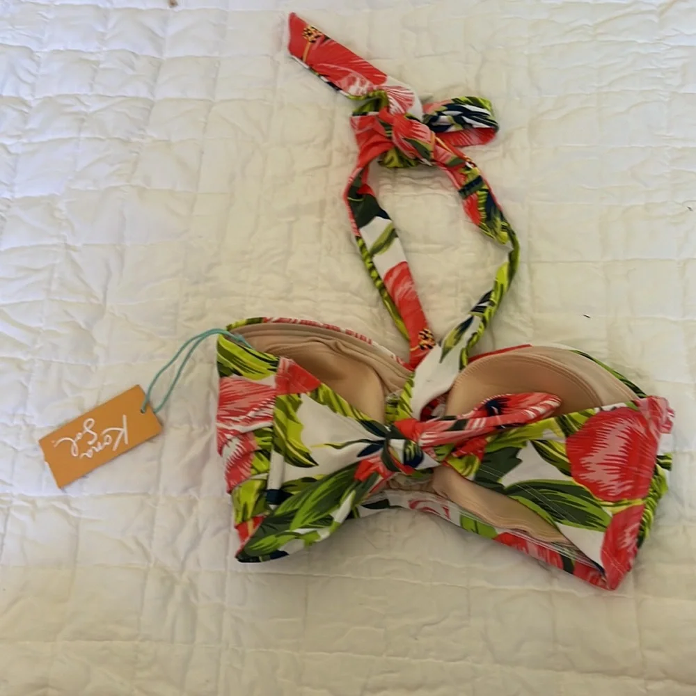 NWT! Kona Sol Halter crop top/ bikini top. Size Small. - Picture 2 of 5